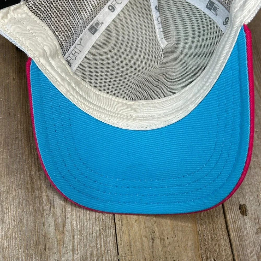 New Era 9FORTY Youth Boston Red Sox Rainbow Prism Trucker Hat Pink‎ MLB Cap